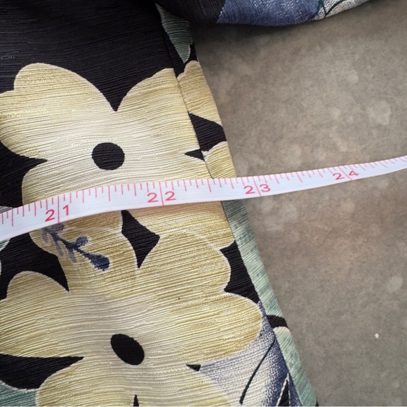 Tommy Bahama Vintage Silk Men’s Shirt - Picture 10 of 10